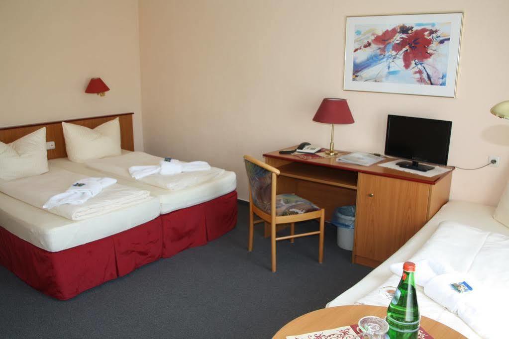 Hotel Harzresidenz Thale Bagian luar foto